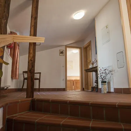 Apartmaji In Sobe Marija Jera