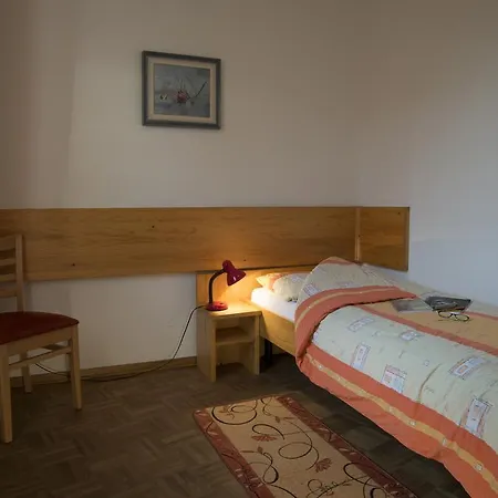 Apartmaji In Sobe Marija Jera