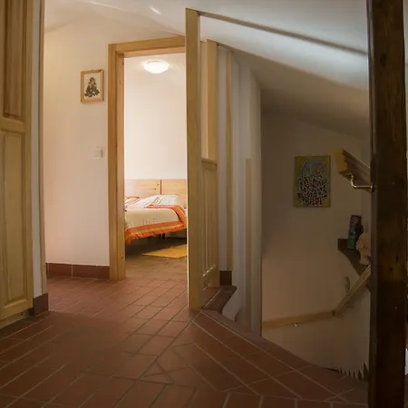 Apartmaji In Sobe Marija Jera