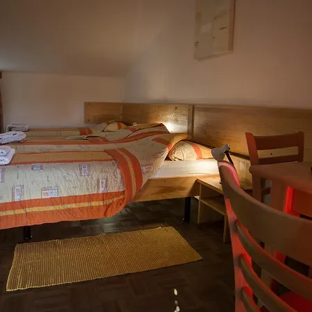 Appartamento Apartmaji In Sobe Marija Jera