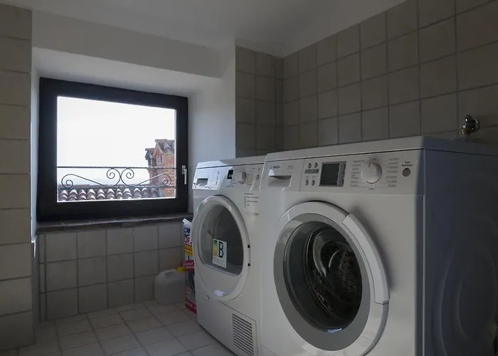 Apartma Apartmaji In Sobe Marija Jera *