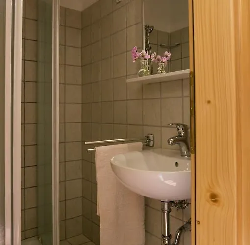 Apartma Apartmaji In Sobe Marija Jera *