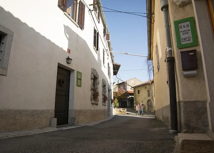 Apartma Apartmaji In Sobe Marija Jera *